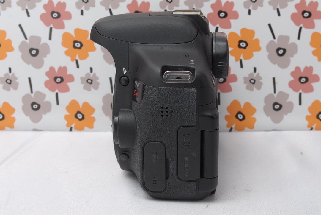 ❤Canon Kiss X8i❤バッテリー２個付き❤Wレンズ❤Wi-Fi転送❤