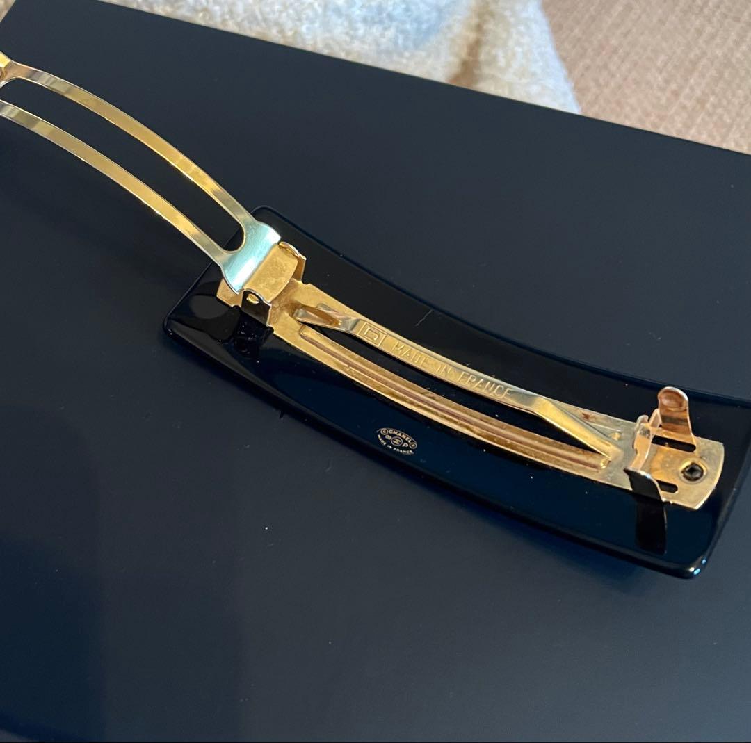 CHANEL ストーン装飾 ヘアクリップ