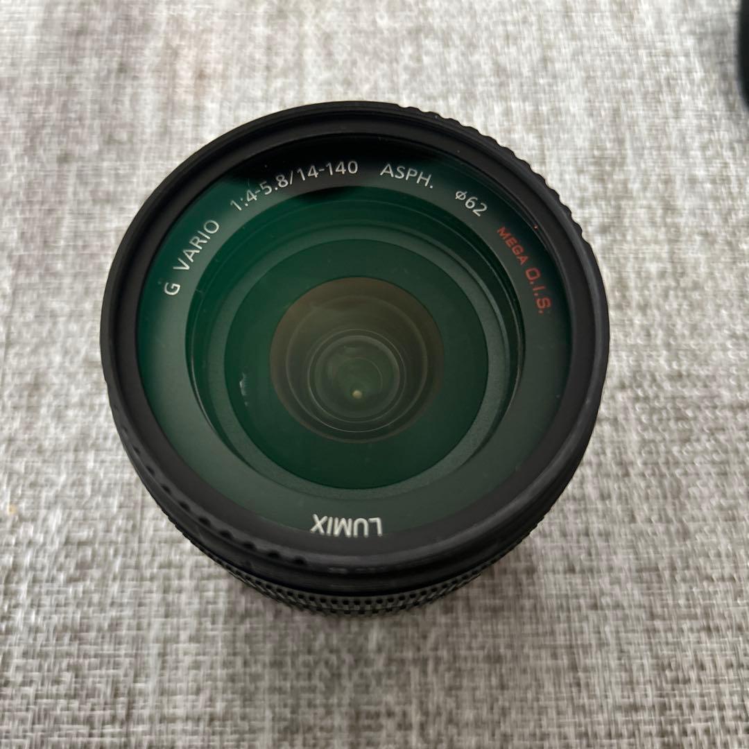 デジタルカメラ LUMIX H-VS014140