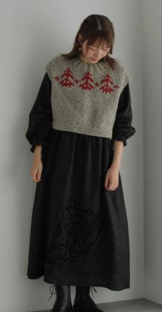 ツハル TSUHARU【ペルーニット】前後着ジャカードニットベスト新品グレー