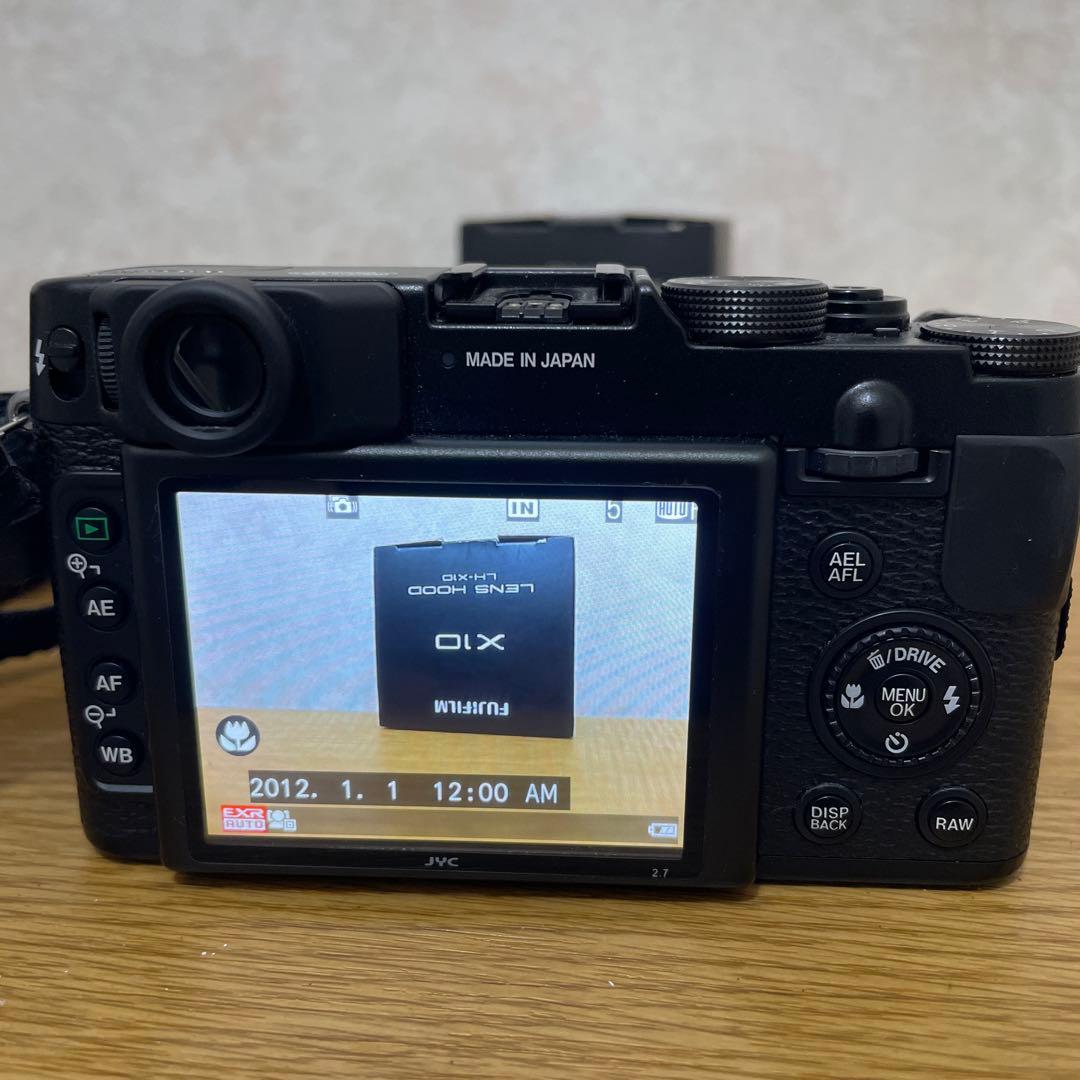 FUJIFILM X10 デジタルカメラ 本体