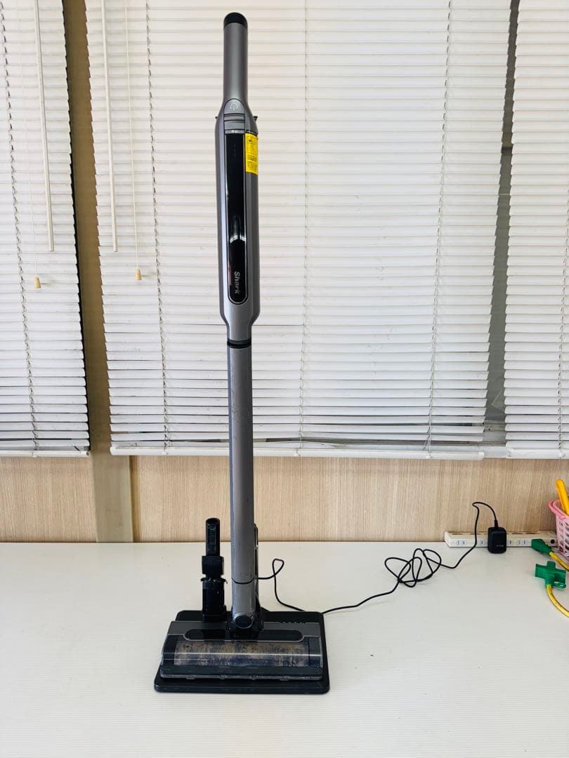 シャーク Shark CS401INZ クリーナー 掃除機 軽量 動作品