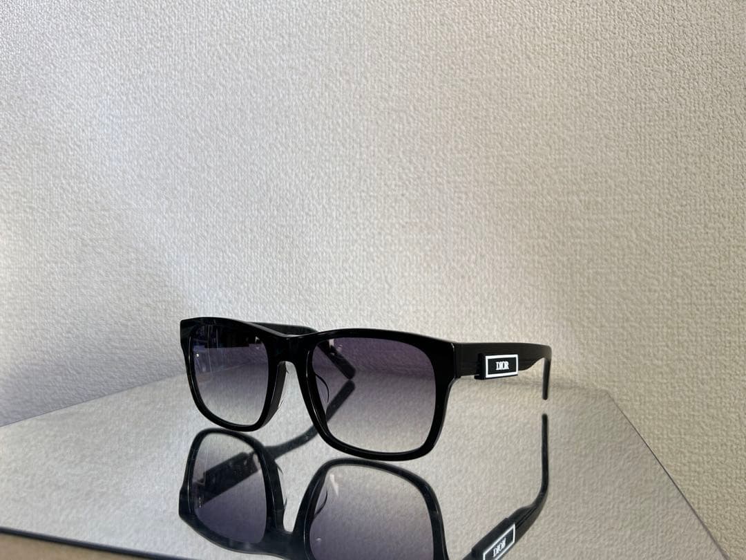 レア色。年末年始の特番で！YOSHIKI DIOR サングラス