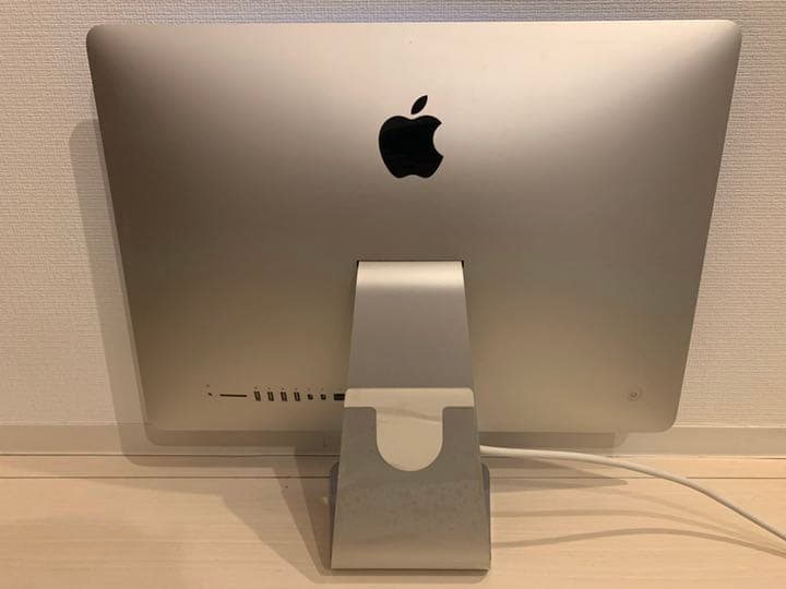 【Apple iMac 2015】21.5インチ LEDバックライトディスプレイ