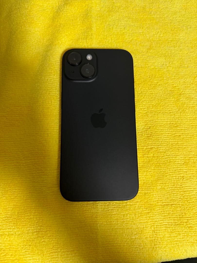 Apple iPhone 15 ブラック 本体 256