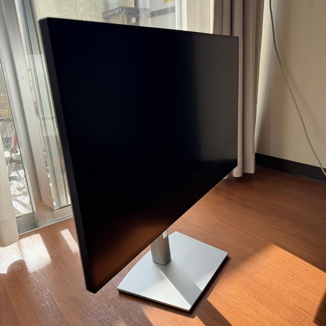 DELL U2723QX 4Kモニター