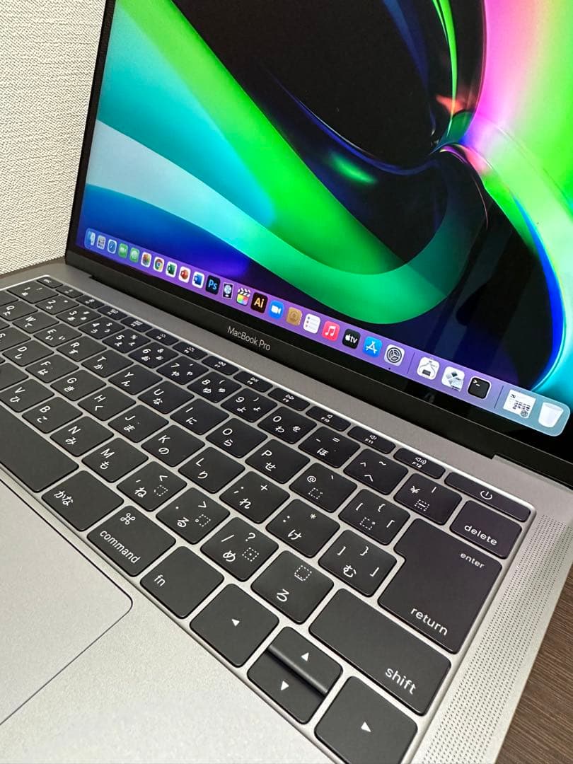 美品 Macbook Pro 16GB/SSD 256GB/Office付き