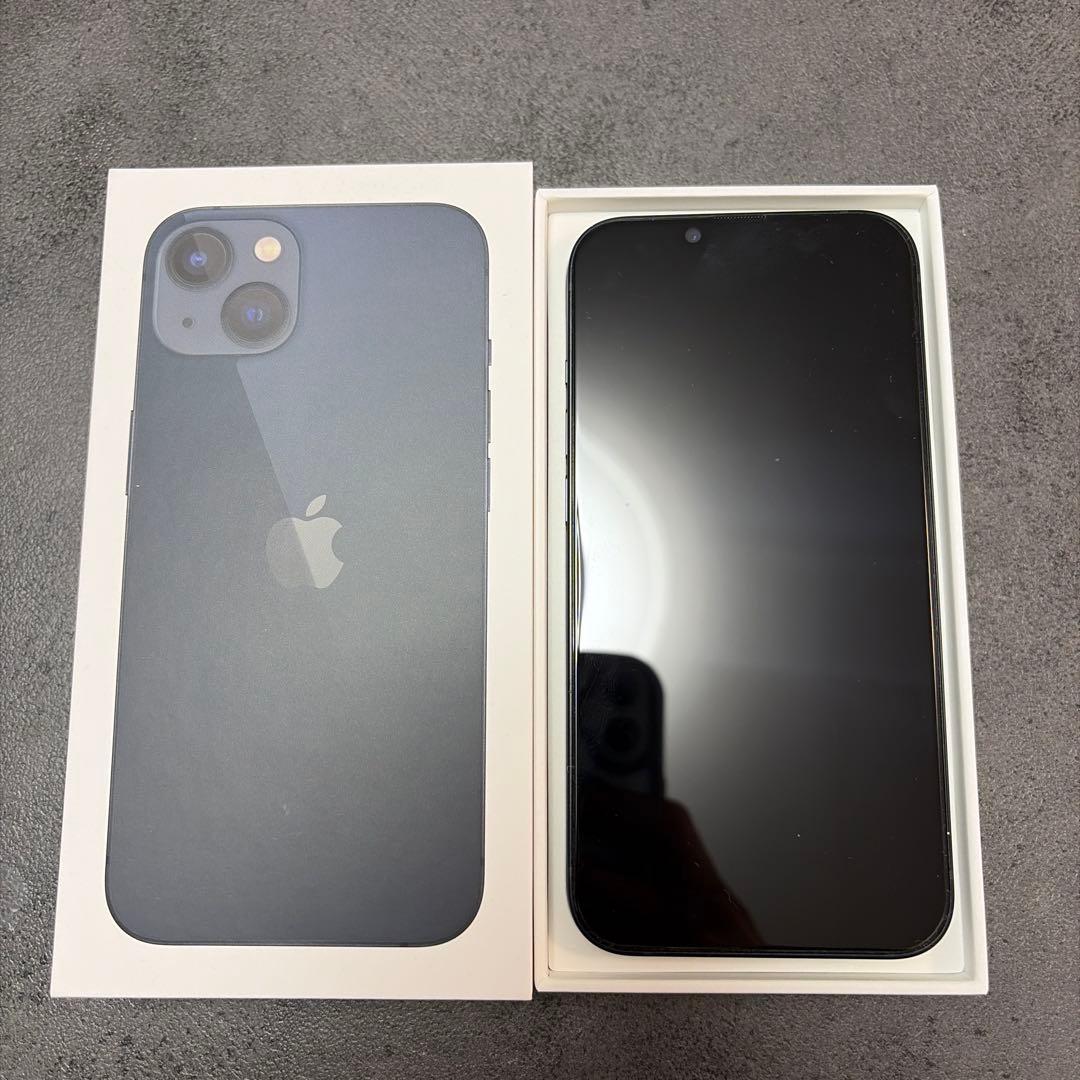 Apple iPhone 13 ブラック 本体 充電ケーブル付