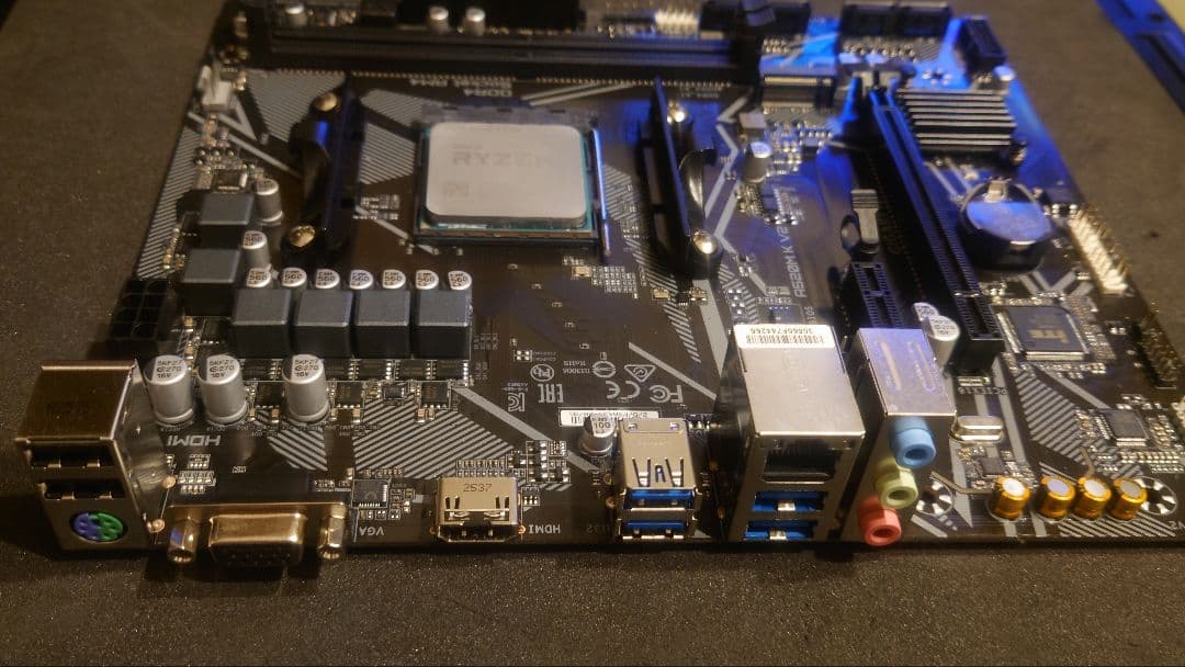 Ryzen 5 5500 GIGABYTE A520M K V2 セット　CPU