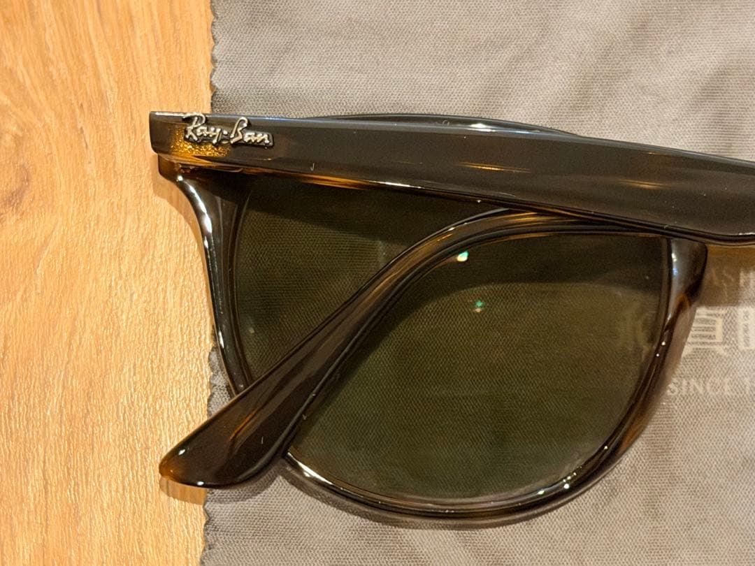 Ray-Ban ブラウン サングラス TALEX CR偏光レンズ