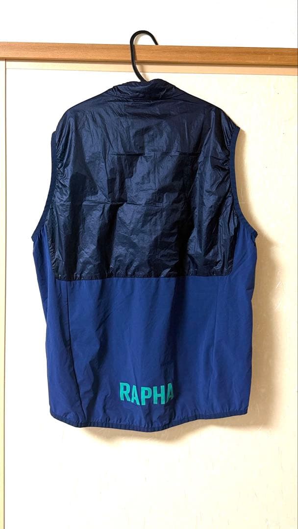 ラファ　プロチーム　インサレーテッド　ジレ