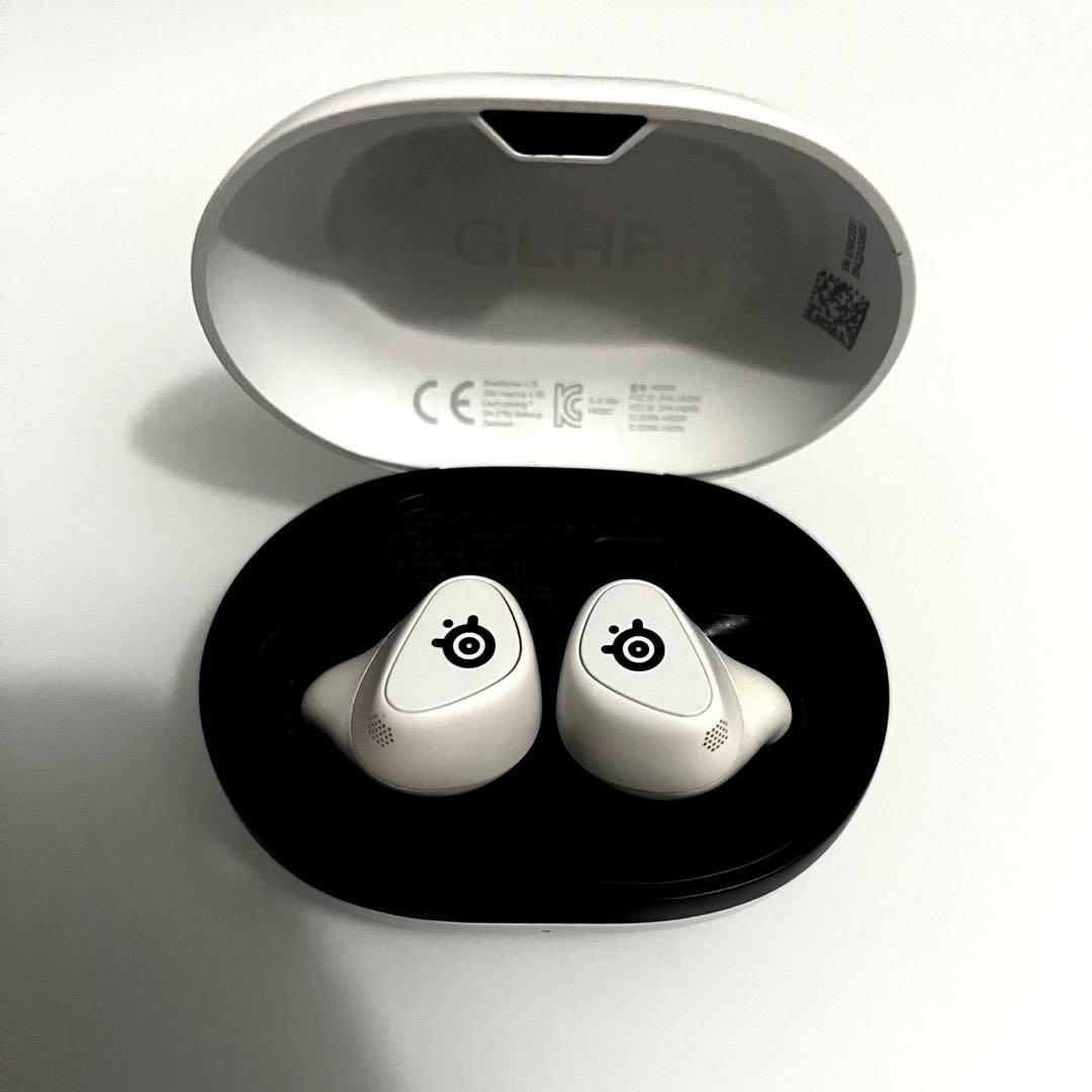 ヘッドホン SteelSeries Arctis buds