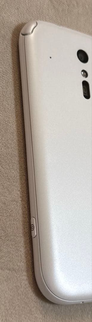 らくらくスマートフォンF-42a