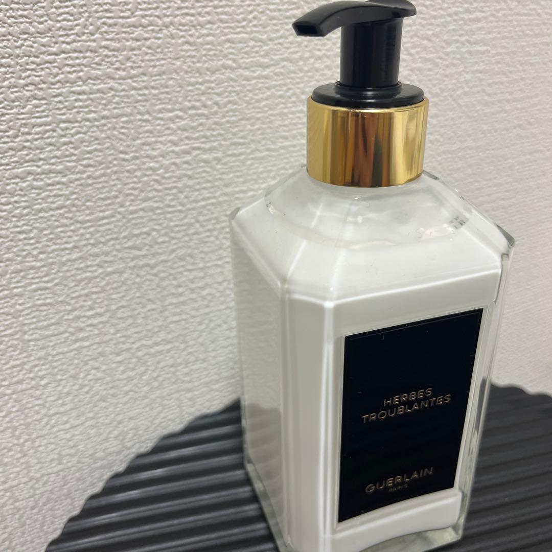 ゲラン　エルブ　トゥルブライント　ハンド&ボディローション