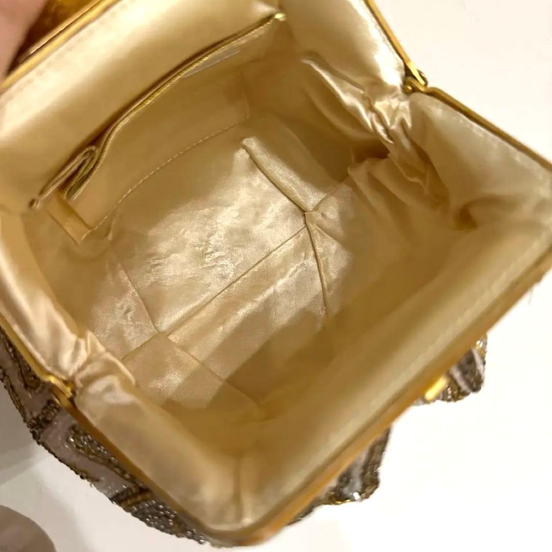 d*2様 【美品】HAKUBOTAN 銀座白牡丹　ビーズバッグ　花柄　ゴールドチ