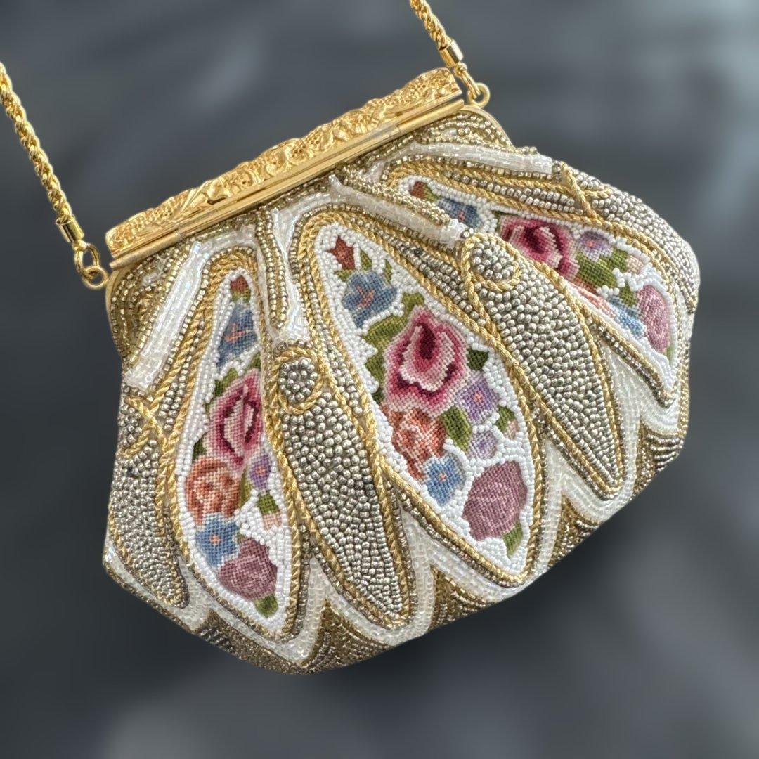 d*2様 【美品】HAKUBOTAN 銀座白牡丹　ビーズバッグ　花柄　ゴールドチ