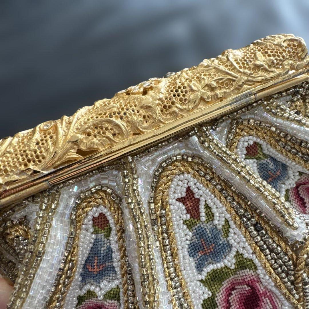 d*2様 【美品】HAKUBOTAN 銀座白牡丹　ビーズバッグ　花柄　ゴールドチ