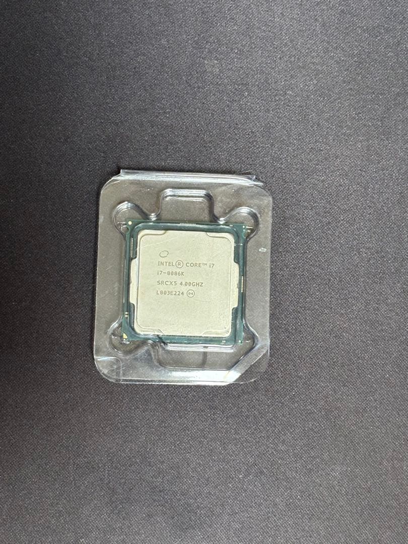 Intel Core i7-8086K 動作未確認