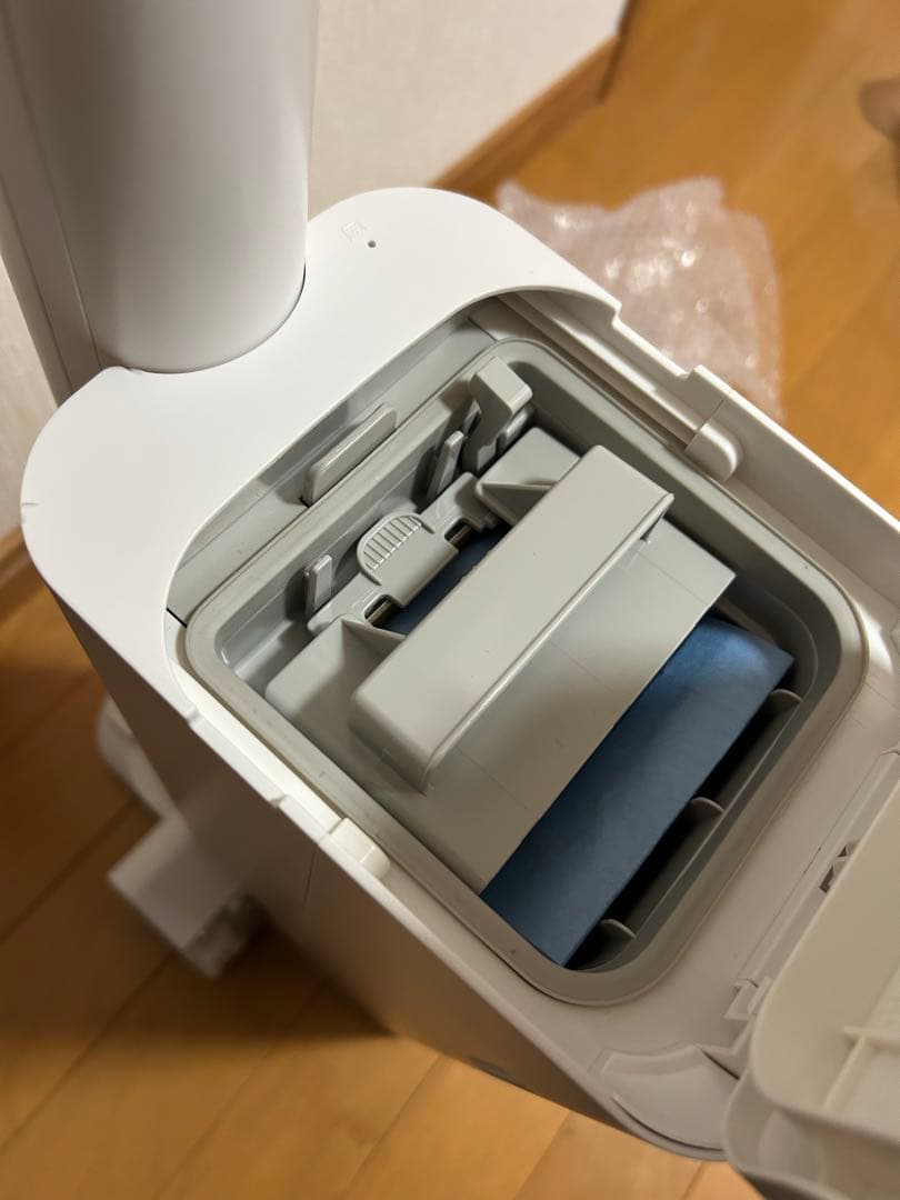 バッテリーフィルター新品　22年製パナソニック MC-NS10Kセパレート掃除機