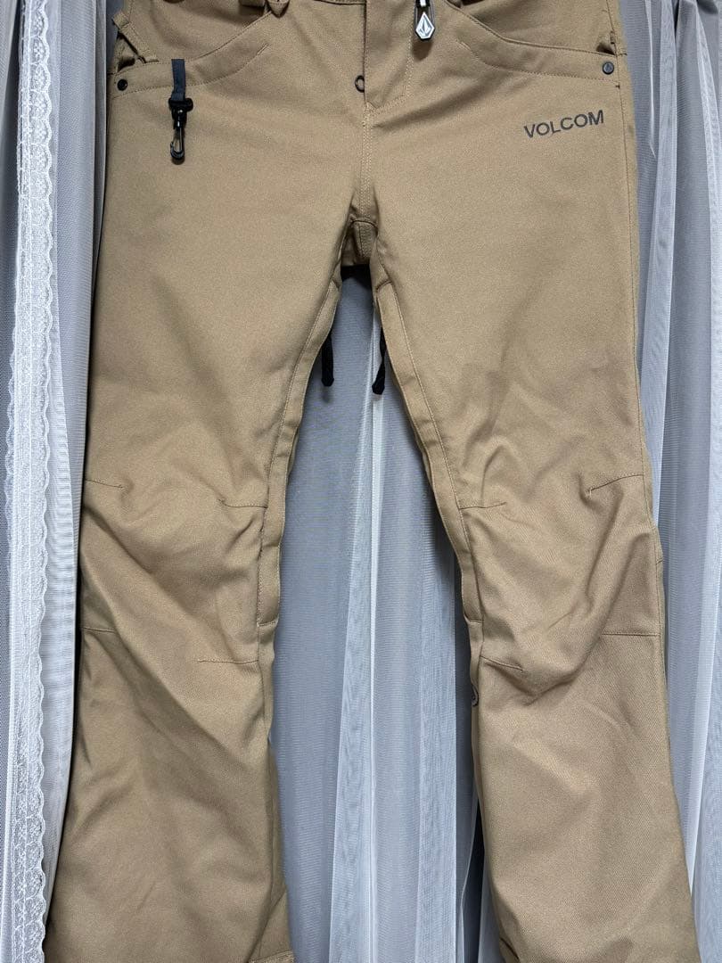 VOLCOM スノーウェアセット売り