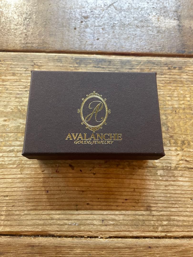 AVALANCHE ゴールドリングピアス未使用　17mm 10k