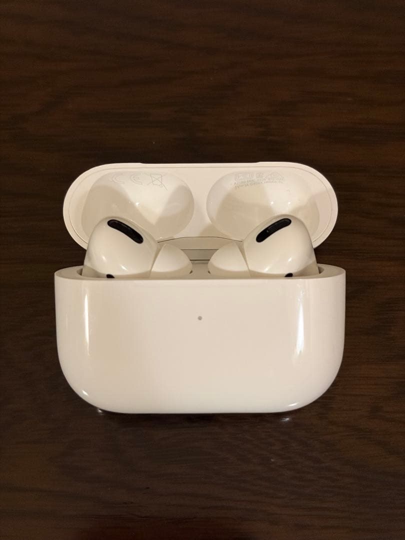 AirPods Pro 第1世代 本体 充電ケース付き ホワイト