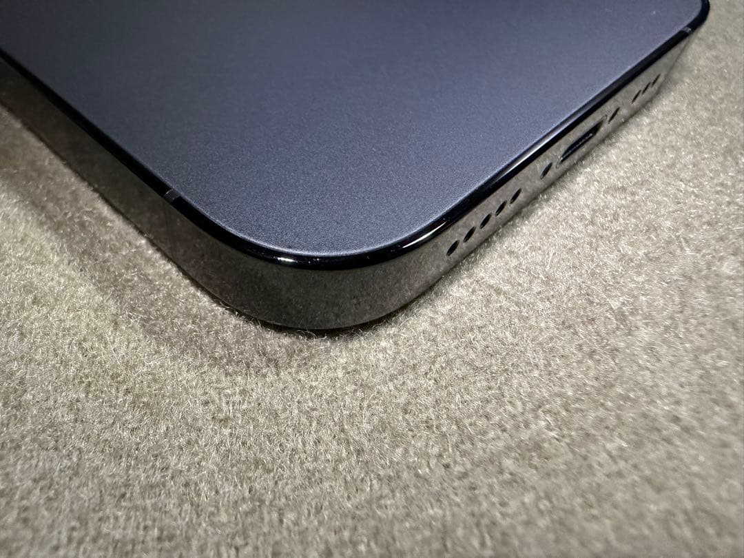 【美品】Apple iPhone 14 Pro スペースブラック 256GB