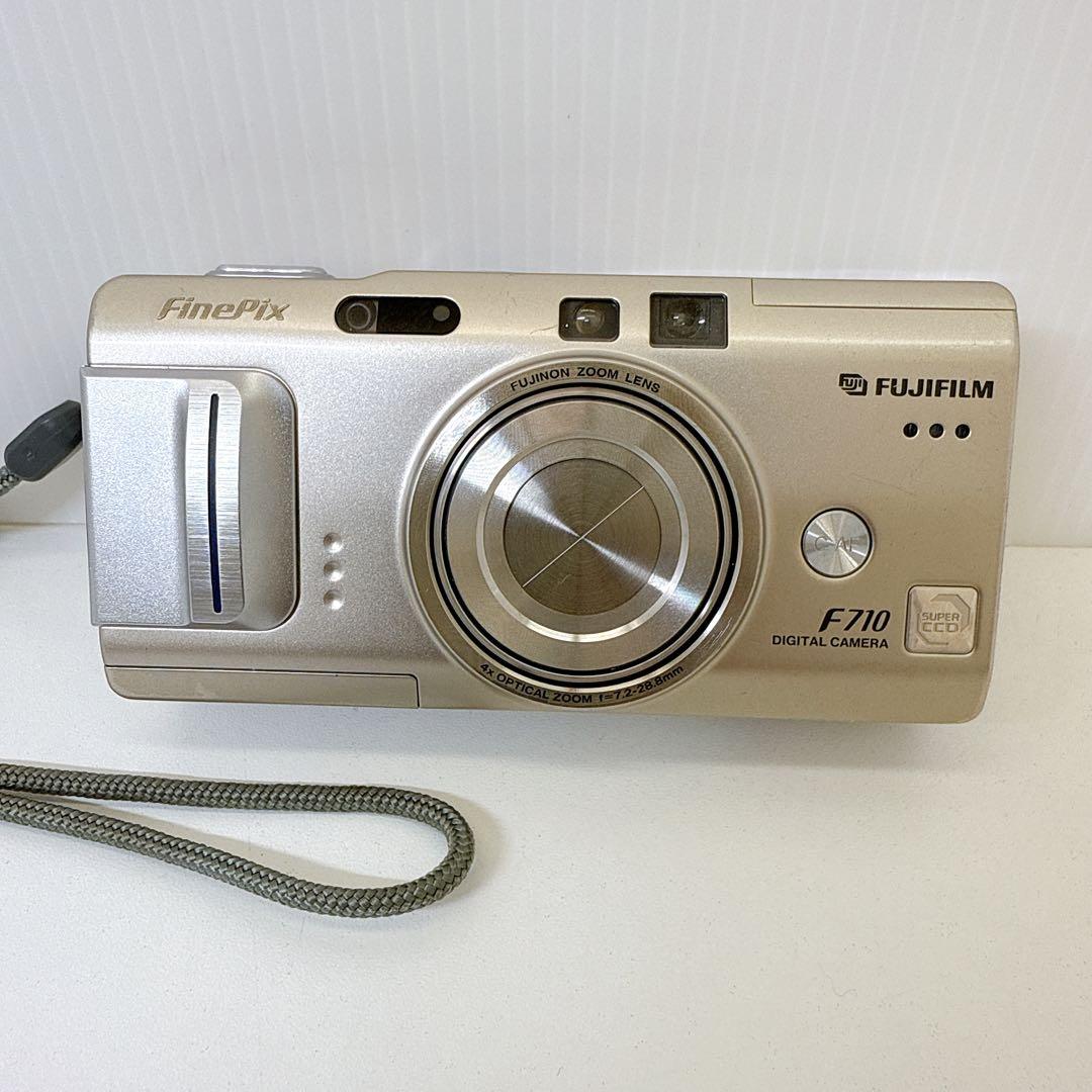 Fujifilm FinePix F710　コンパクトデジタルカメラ