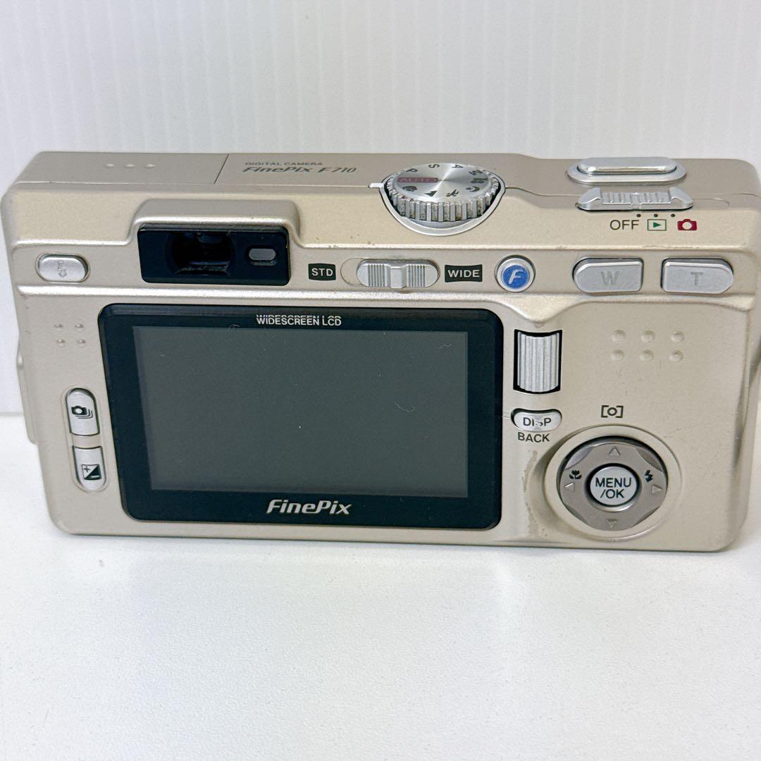 Fujifilm FinePix F710　コンパクトデジタルカメラ