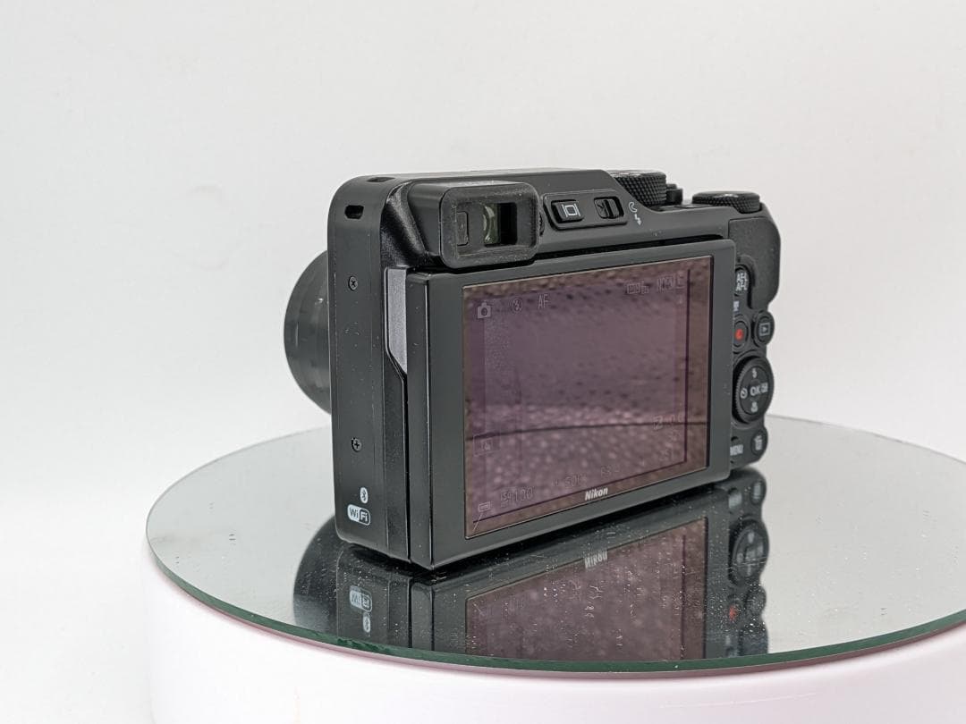 【スマホでは届かない】Nikon デジカメ COOLPIX A1000