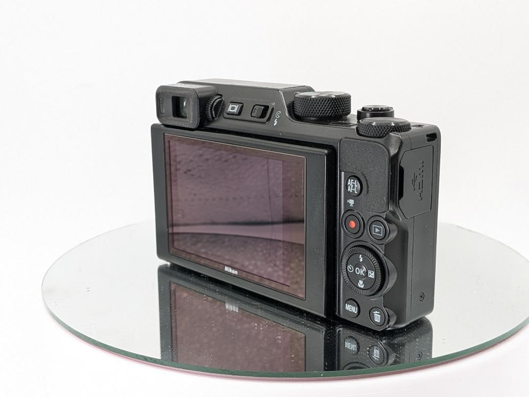 【スマホでは届かない】Nikon デジカメ COOLPIX A1000