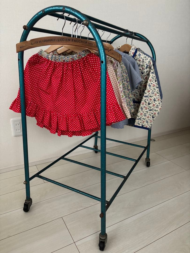 イギリスアンティーク　ドーム型ハンガーラック　店舗什器にも　希少