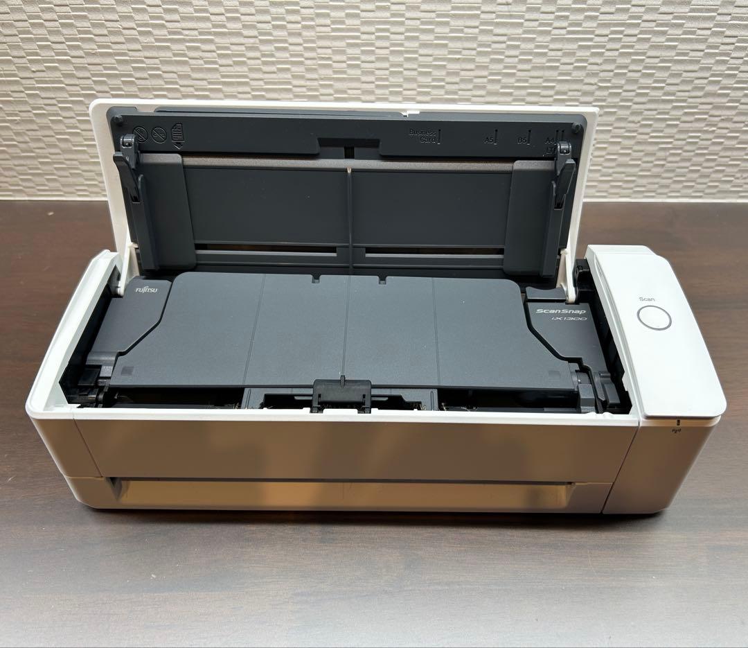 【使用22枚】ScanSnap ix1300 ドキュメントスキャナー 中古美品