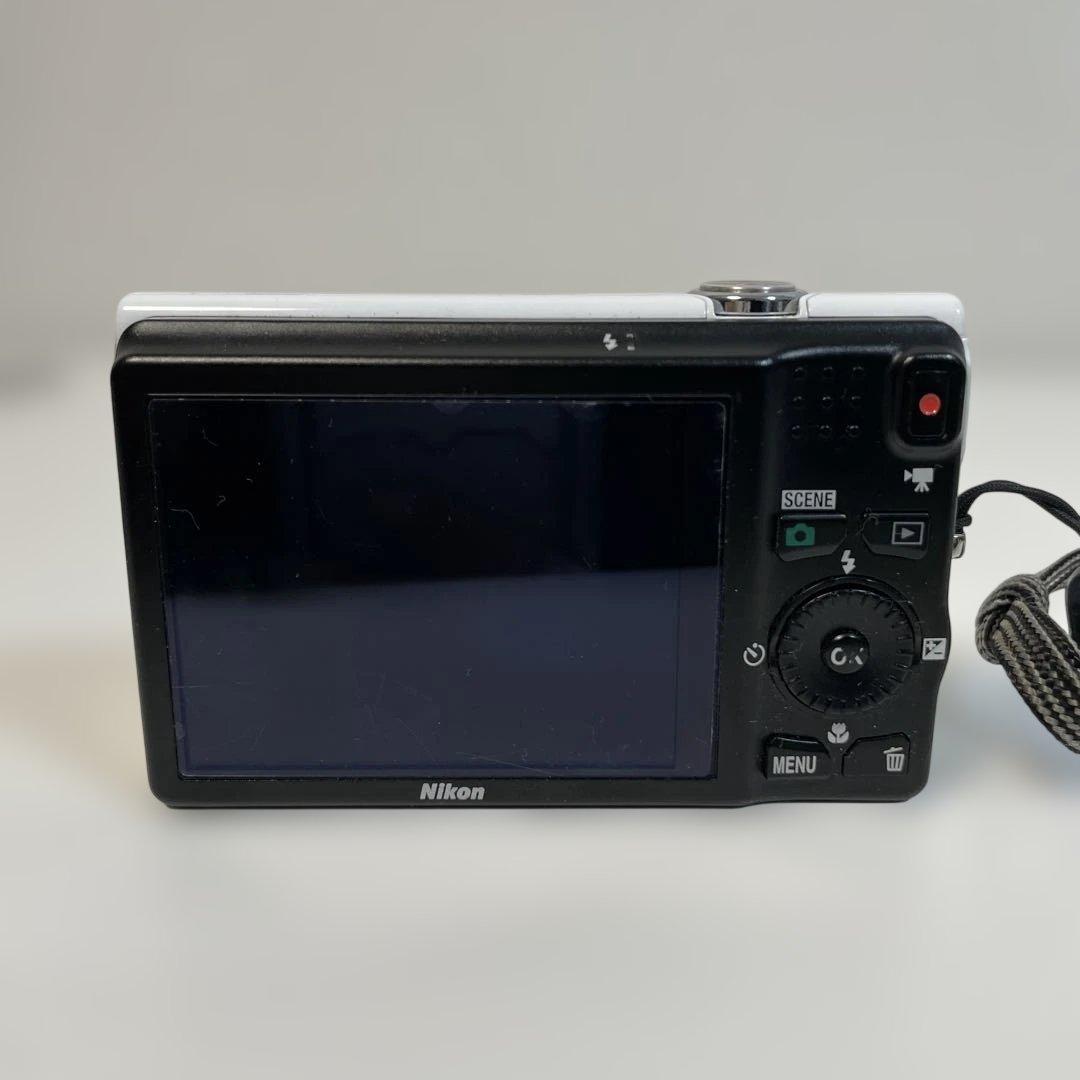 Nikon COOLPIX S6200 ホワイト