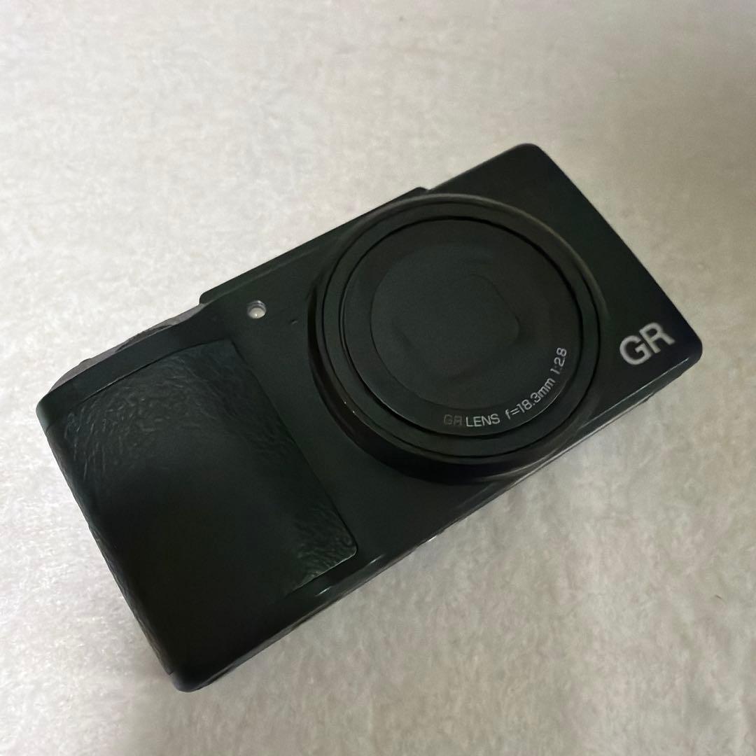 RICOH GR II APSCフォーマットブラック 本体と付属品