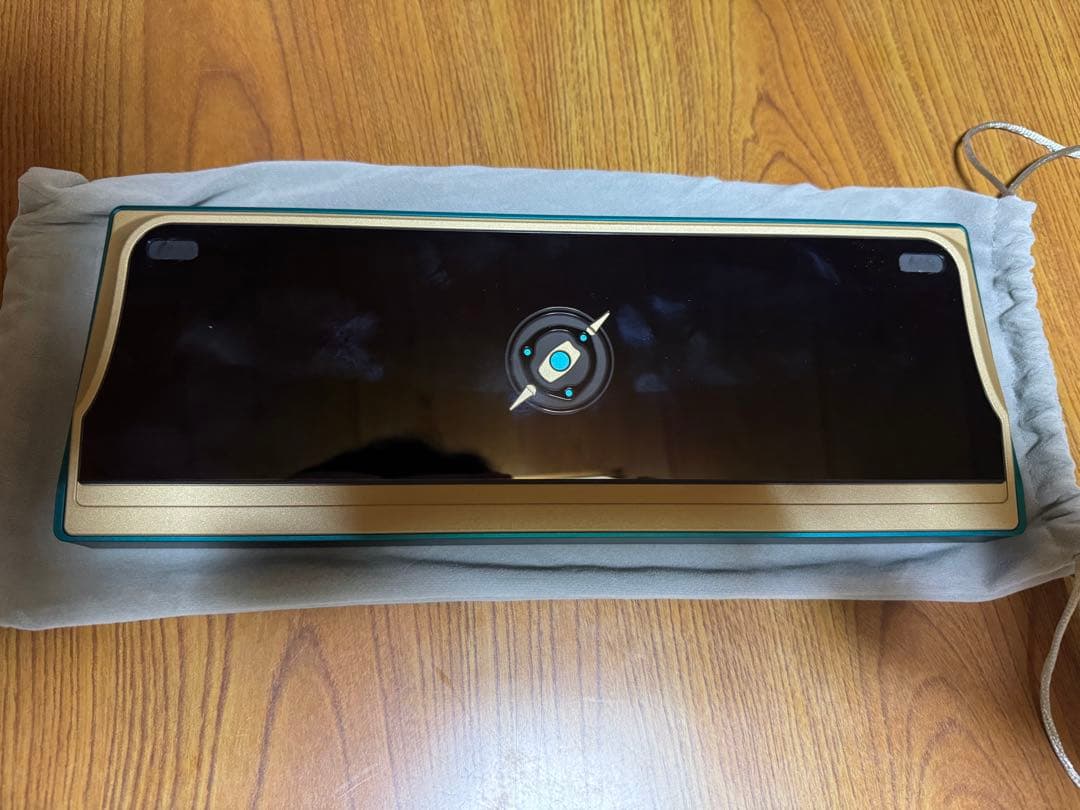 Qwertykeys Neo60 Cu 自作キーボード