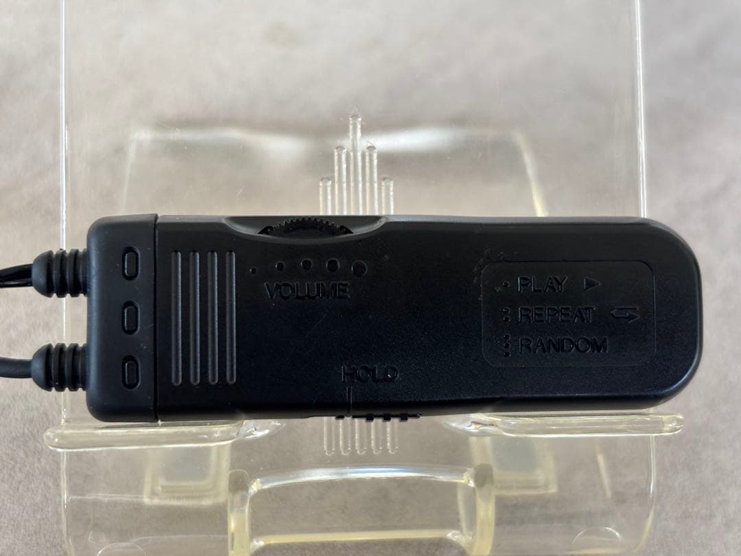 ⭐️希少品　SHARP MDウォークマン MDプレーヤー MD-S10 動作未確認