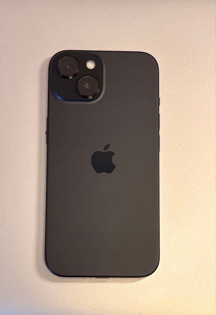 iPhone 15 ブラック 128GB 本体　SIMフリー