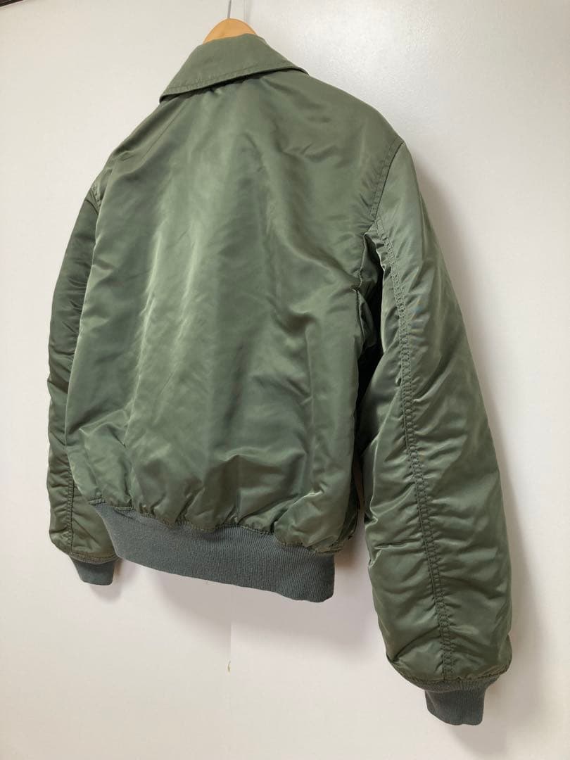 アルファ　アメリカ製　CWU−45/P(N)フライトジャケット　Mサイズ