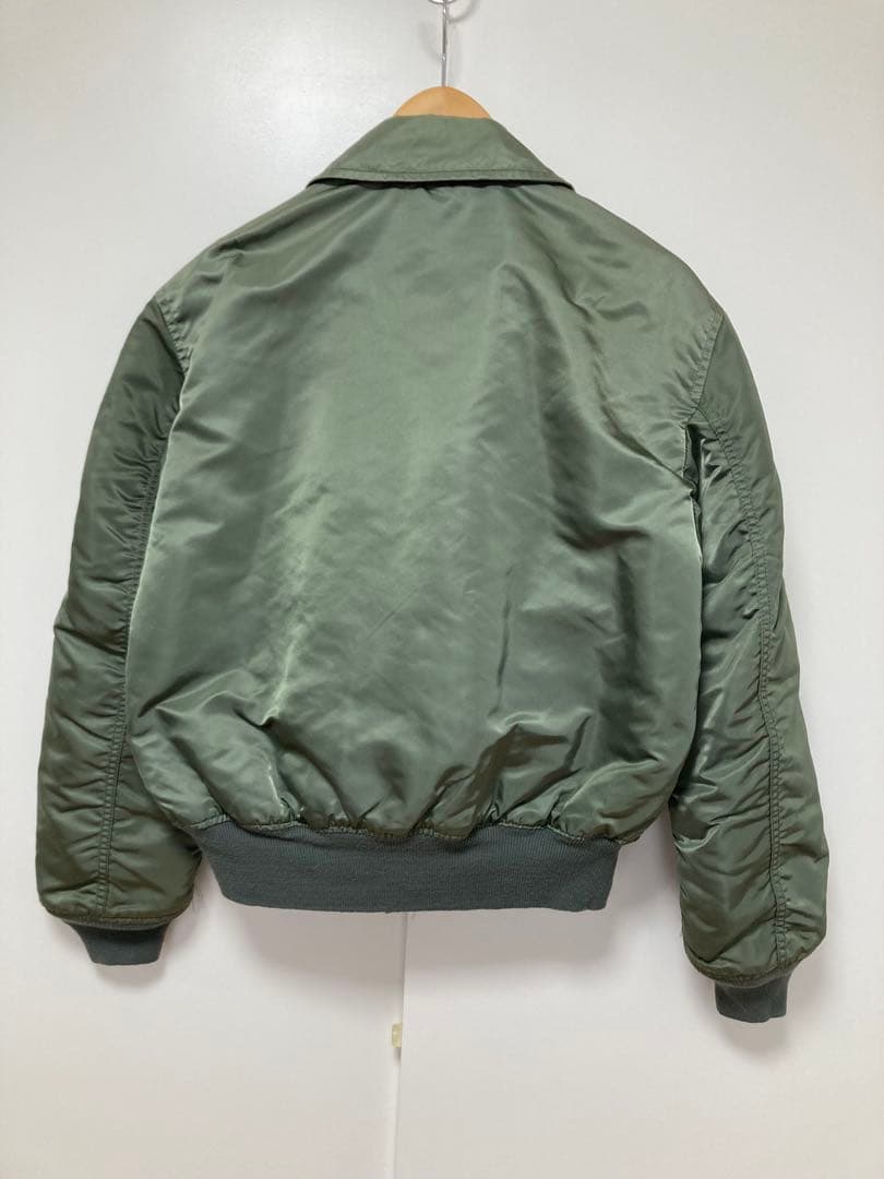 アルファ　アメリカ製　CWU−45/P(N)フライトジャケット　Mサイズ