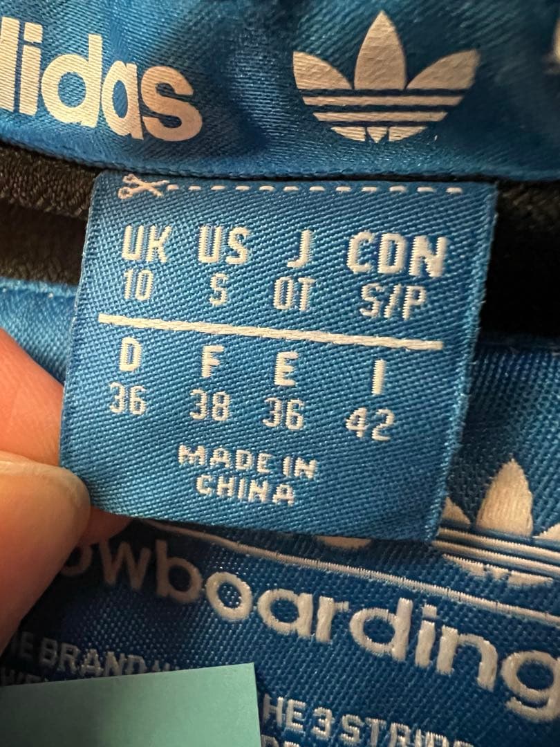 adidas スノーウェア