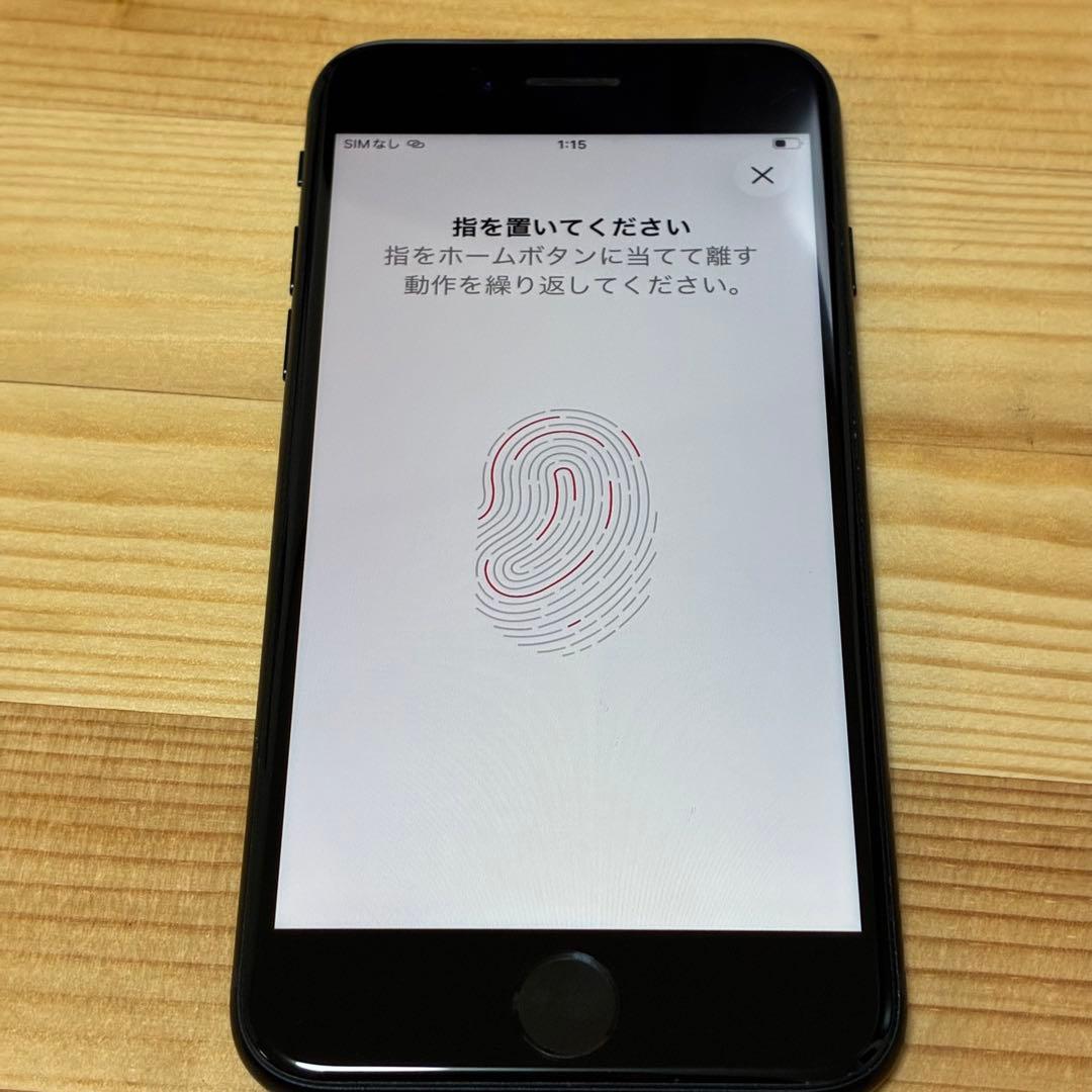 s*7様 バッテリー新品　iPhoneSE第3世代64GB SIMフリー　美品