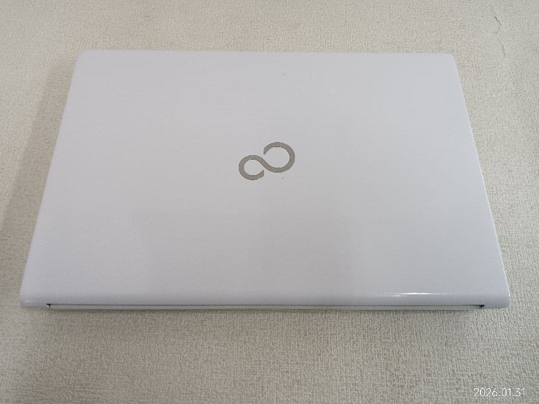 ⊇ LIFEBOOK SH55/W (FMVS55WP) 12GB ストレージ無