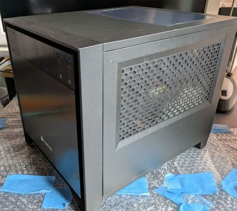 №120、キューブ型PC、Win11、i5、GTX660、M16G、SSD