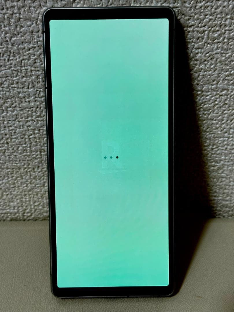 s*2様 SONY XPERIA 5 V XQ-DE44 プラチナシルバー 画面