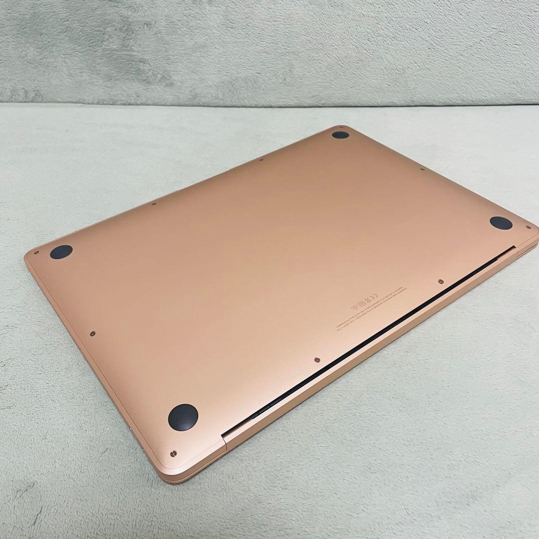 [極美品] Macbook Air 13in 2020 i7/16GB/1TB