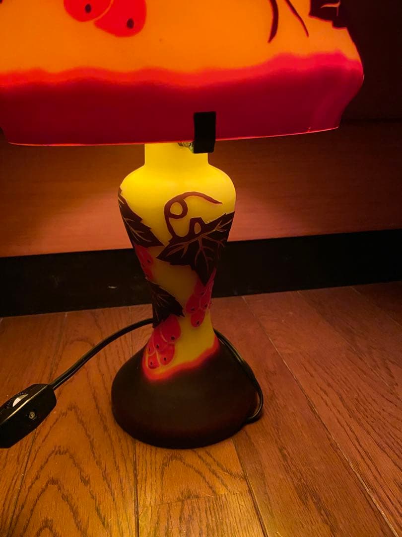 ガレ風 テーブルランプ