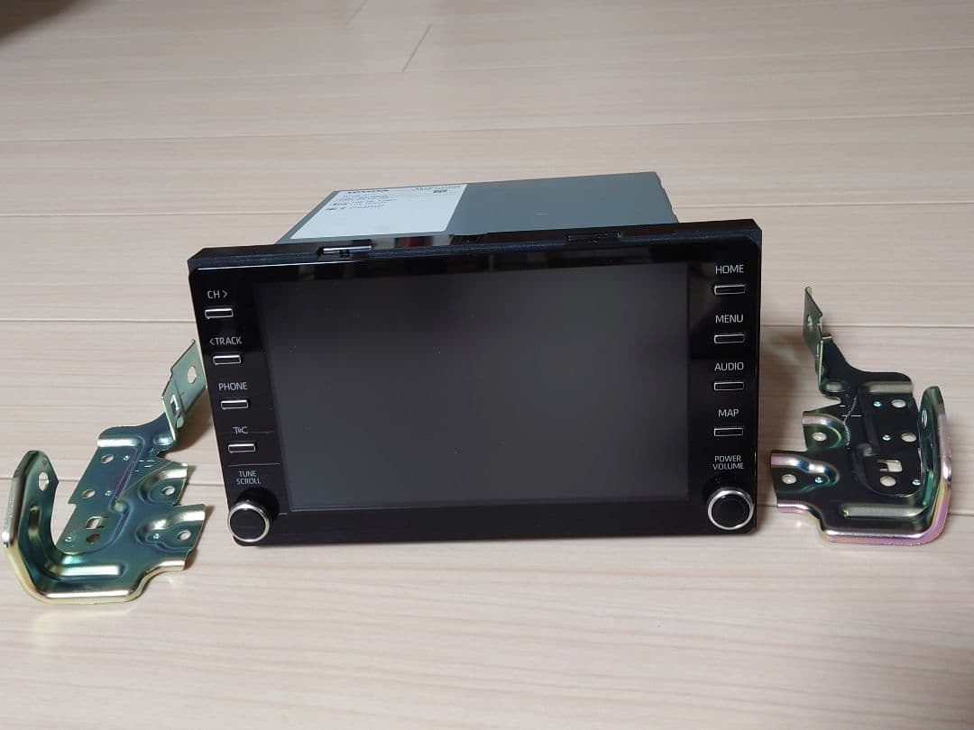 ハイラックス GR ディスプレイオーディオ　新車外し