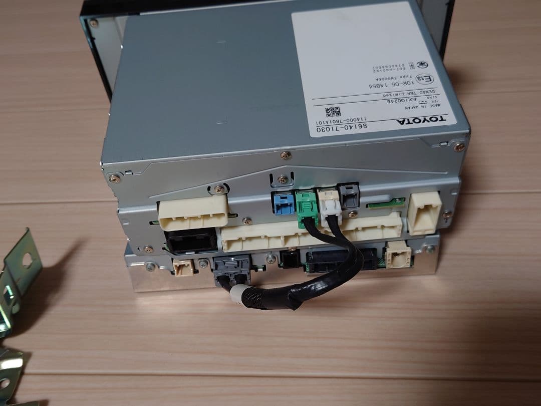 ハイラックス GR ディスプレイオーディオ　新車外し