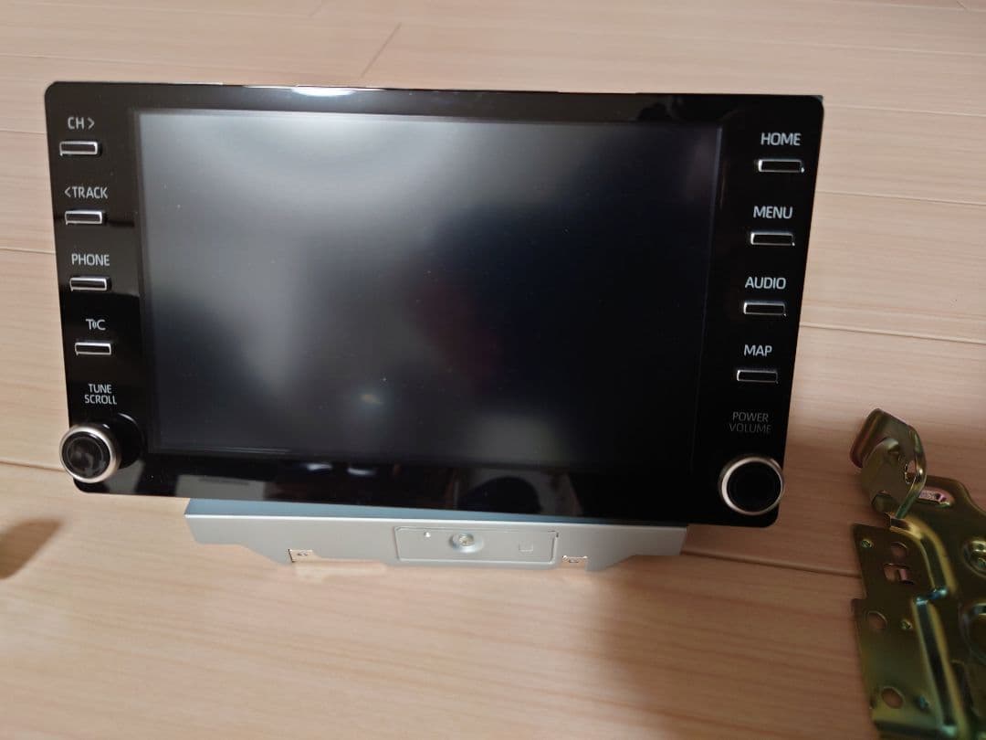 ハイラックス GR ディスプレイオーディオ　新車外し